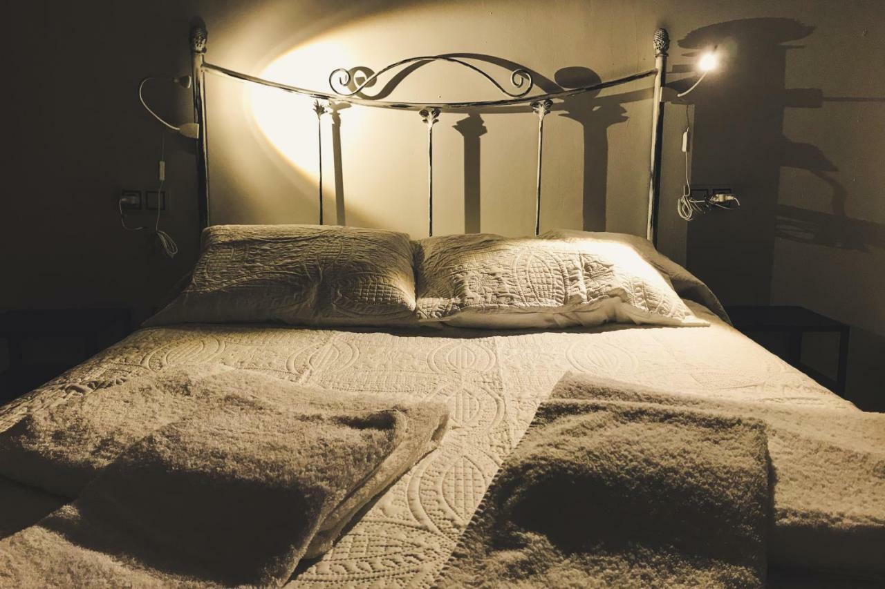 La Antigua Fonda Apartment Hervas Luaran gambar